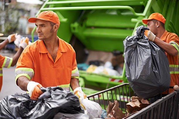 Best Retail Junk Removal  in Monmouth, IL